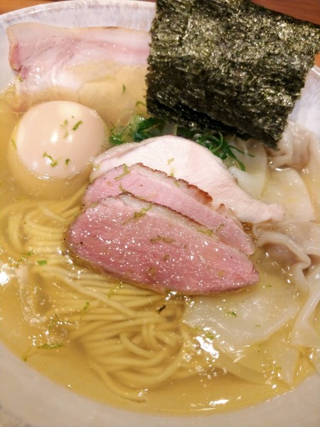 「特上塩らぁめん」@Japanese Ramen 五感の写真