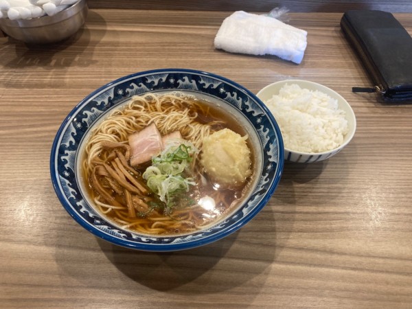 「中華そば+ トロ玉子天ぷら+ライス950円」@斗香庵  OJIMAの写真