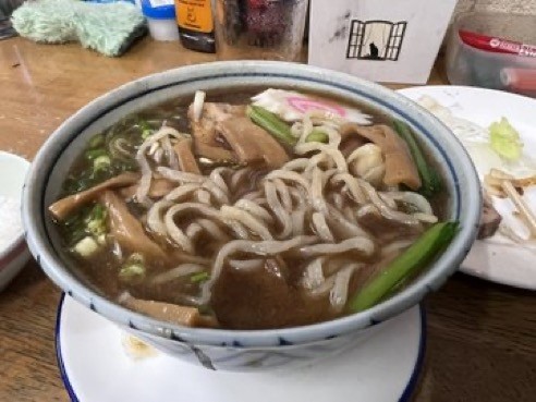 「強昆布出し汁からの煮干し蕎麦」@MENYA 食い味の道有楽の写真