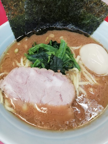 「ラーメン 朝サービス味玉」@横浜ラーメン 武蔵家 大宮店の写真