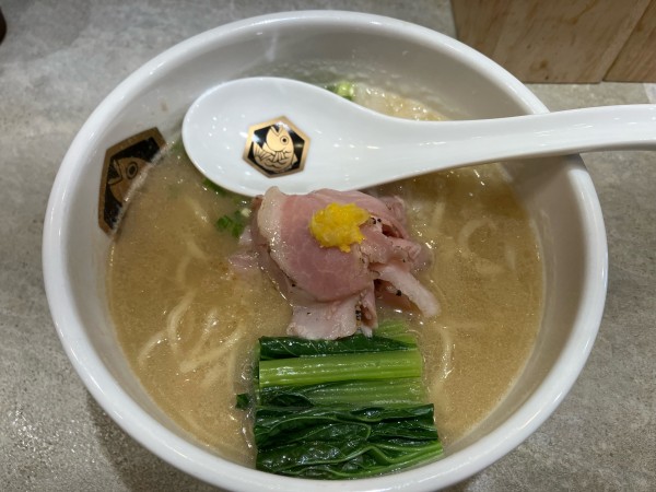「濃厚真鯛らーめん　980円」@真鯛らーめん 麺魚 代々木上原店の写真