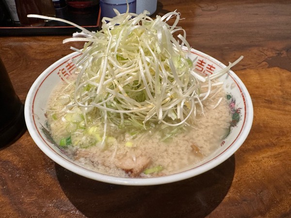 「まったりネギチャーシューめん」@らーめんまったりの写真