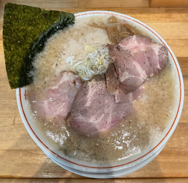 「ラーメン」@背脂ラーメン チャッチャ亭の写真