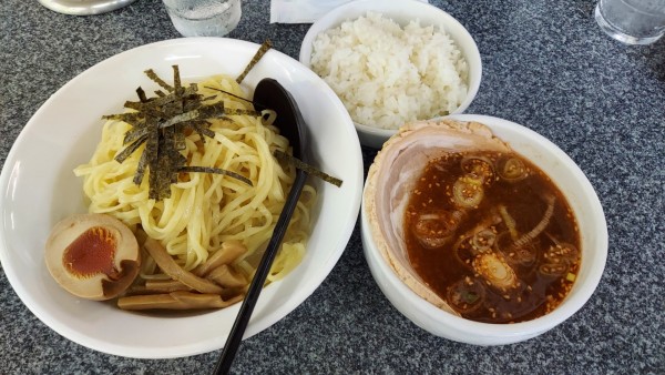 「つけ麺（半ライス付き）1050円」@らーめん涌井の写真