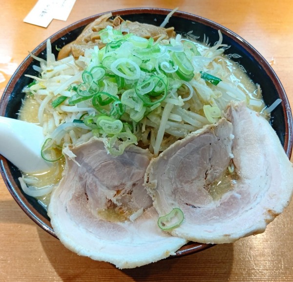「味噌もやしラーメン」@旨みこってりらーめん 鐵 TETSU 千葉分店の写真