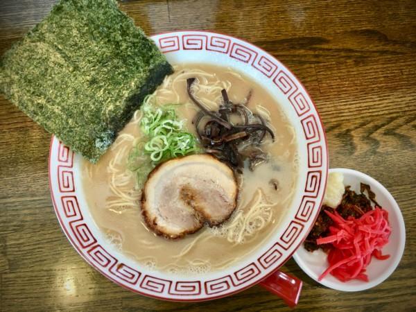 「博多長浜ラーメン(730¥)」@博多・長浜ラーメン 一途の写真