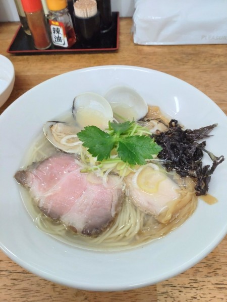 「貝塩拉麺」@麺屋 心羽の写真