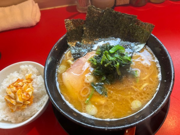 「ラーメン　玉子まぶし」@厚木家の写真