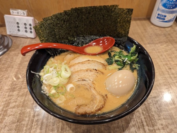 「特製ラーメン」@家系ラーメン ゆうぎ家の写真