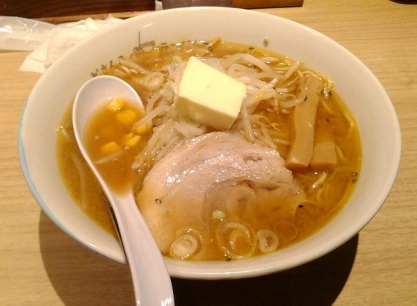 「味噌ラーメン(730円)+バター(80円)」@麺酒蔵どさん子 新木場店の写真