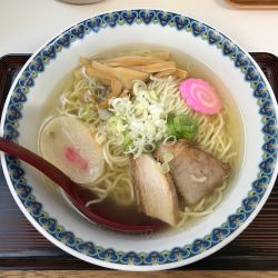 塩らーめん　700円