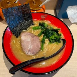 豚骨ラーメン(醤油)800円＊オープン記念600円