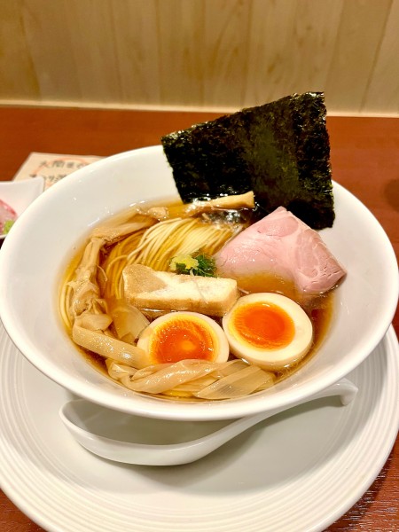 「中華蕎麦【TP】本日の海鮮」@酒肴場 屯の写真