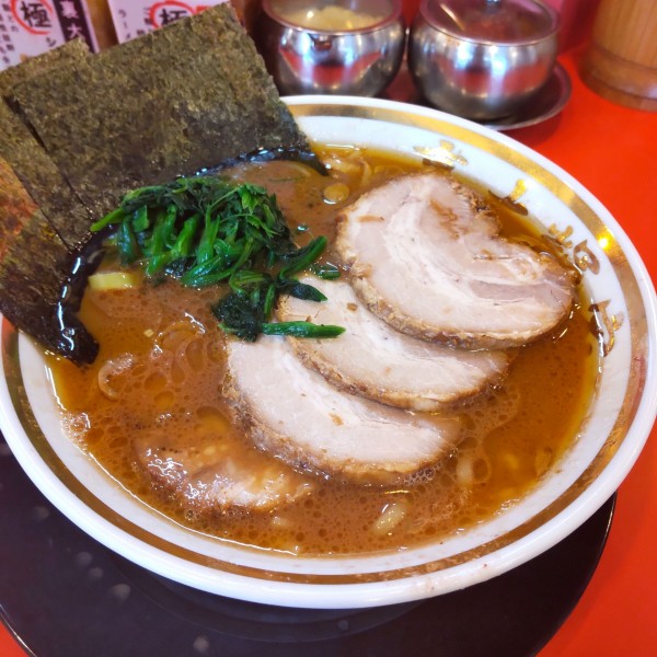 「煮豚チャーシューメン（並）（￥1,050）」@家系ラーメン 裏大輝家 青物横丁店の写真