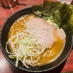 醤油ラーメン ライスバー