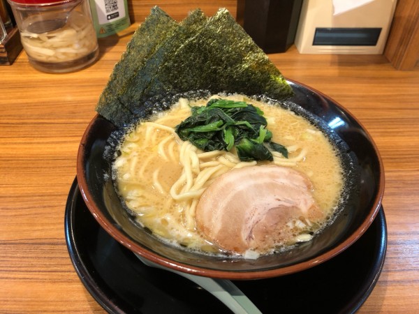 「ラーメン(醤油)」@横浜家系ラーメン 壱角家 落合南長崎店の写真