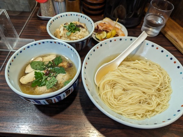 「松茸白だしつけ麺、松茸ご飯」@らー麺 あけどやの写真