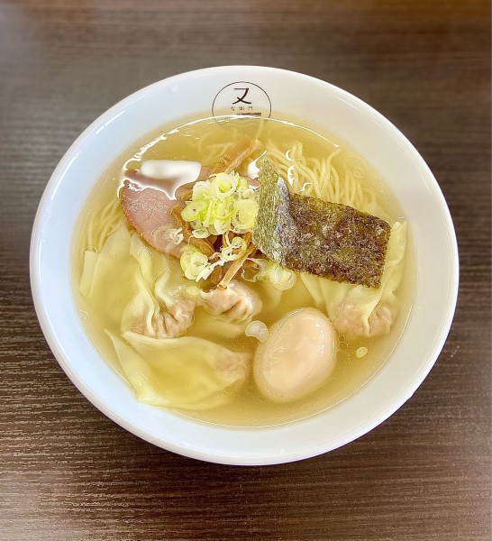 「塩ワンタン麺」@らーめん又右衛門の写真