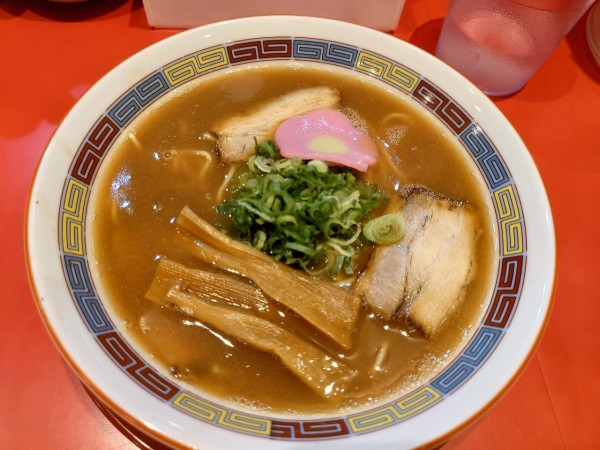「和歌山ラーメン」@和歌山ラーメン 丸味商店の写真