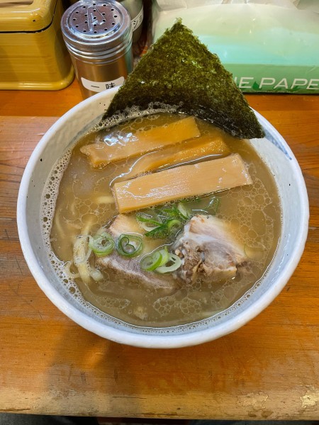 「中華そば(850円)」@中華そば 華丸の写真