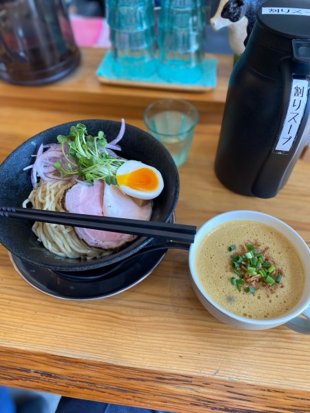 「チキンCurryつけ麺」@鶏泡そば 草戸ベースの写真