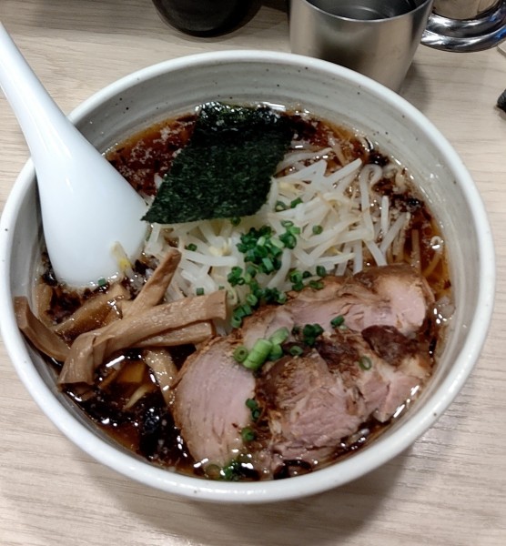 「醤油ラーメン並850円」@らーめん はな火屋の写真