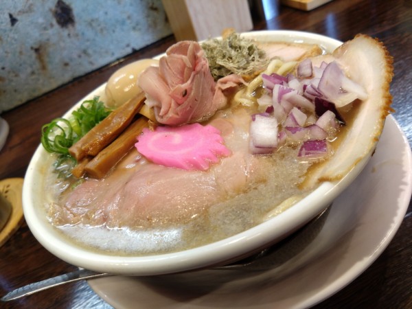 「特製濃い口煮干 中　1150円」@中華そば ひらこ屋の写真