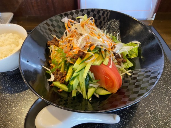 「冷やし坦々麺(汁なし)(950円)」@中華房 威風の写真