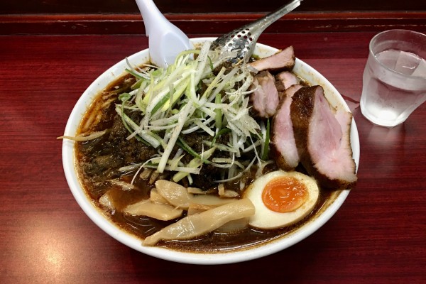 「[限定]ジャンクなマー油味噌らーめん(ランダム麺)＋特製トッピン」@鶏こく中華 すず喜の写真