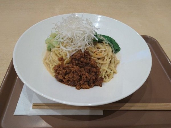 「冷やし担々麺」@原了郭 京都駅 八条口店の写真