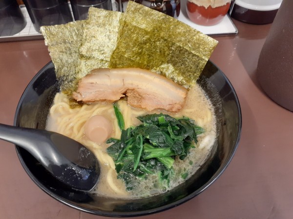 「濃厚豚骨醤油ラーメン、塩」@康楽軒の写真