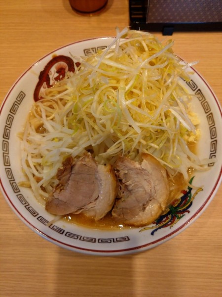 「小ラーメン＋白髪ネギ」@豚山 環2下永谷店の写真