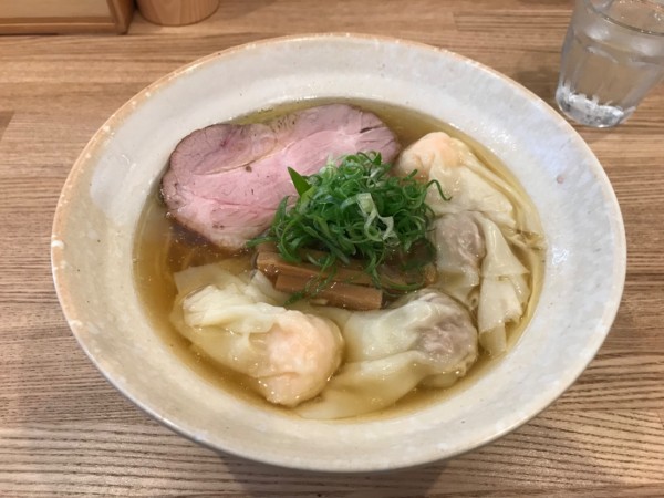 「肉と海老ワンタン麺（白）1,150円」@DURAMENTEIの写真