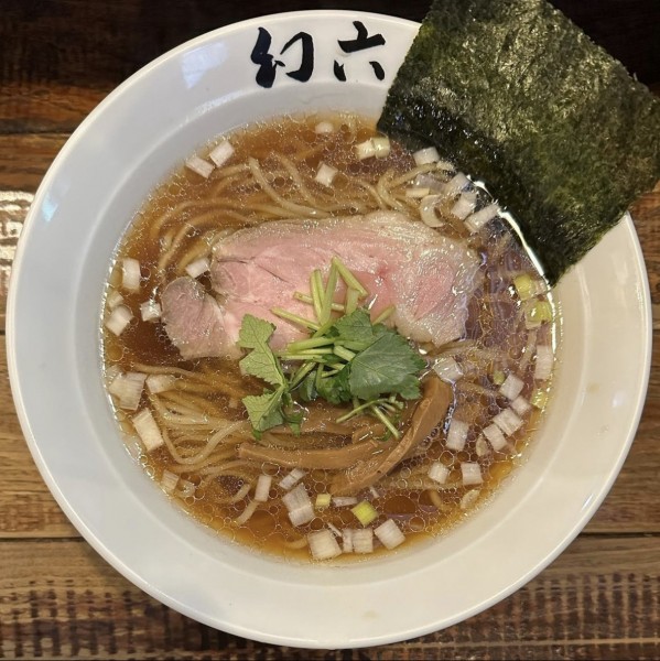 「醤油そば」@中華そば 幻六の写真