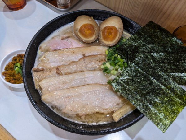 「濃厚塩ラーメン大盛り➕カレー挽肉」@麺屋 扇 SENの写真