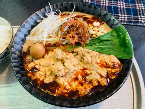 「【限定】濃厚あん肝味噌担々麺〜加えて秋味〜＋RPライス」@らー神 心温の写真