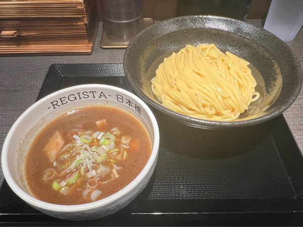「濃厚つけ麺」@SPORTS DINING REGISTA 日本橋支店の写真