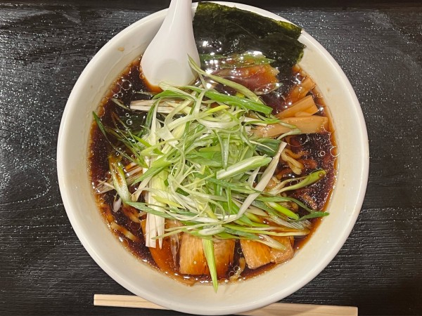 「黒中華そば九条ねぎ」@會津黒中華の写真