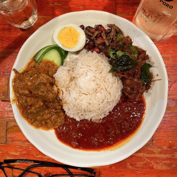 「ナシチャンプル」@馬来風光美食の写真