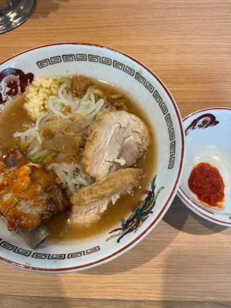 「ミニラーメン　スペアリブ」@豚山 環2下永谷店の写真