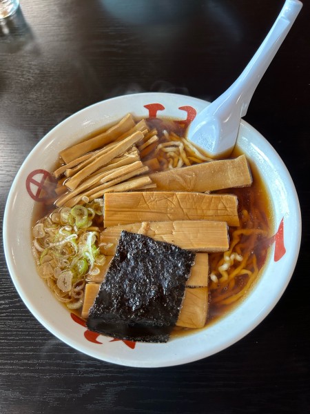 「メンマ中華そば・あっさり（９３０円）」@中華そば処 琴平荘の写真