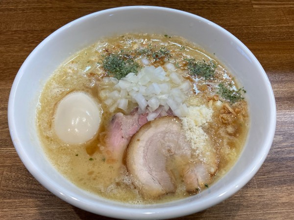 「Ｇ・Ｇ・Ｔ・味玉」@ラーメンいづるの写真