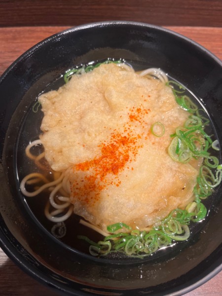 「天ぷらそば（450円）」@えきそば 姫路駅店の写真