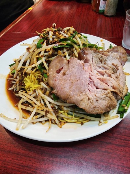「和牛皿ヒロシ、厚切り焼豚、小ライス」@元祖スタミナ満点らーめん すず鬼の写真