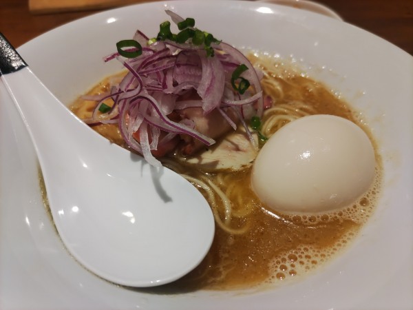 「鶏と水（濃厚） 820円」@蜂と蝶の写真