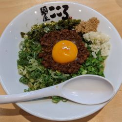 台湾まぜそば 930円