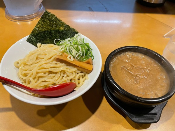 「濃厚魚介つけ麺」@つけめんや 泉の写真