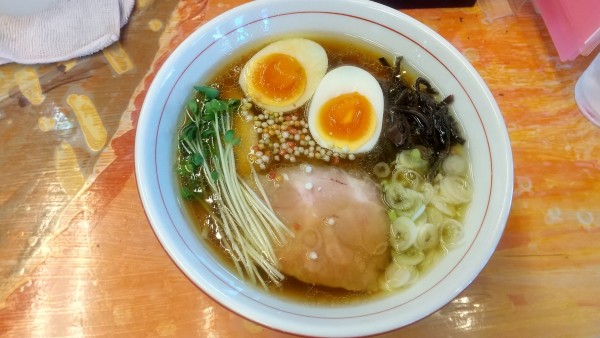 「極み醤油味玉子付き1000円」@ホット・エアー・コーポレーションの写真