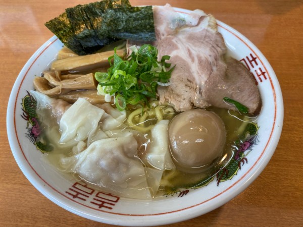 「特製塩ラーメン」@龍聖軒の写真