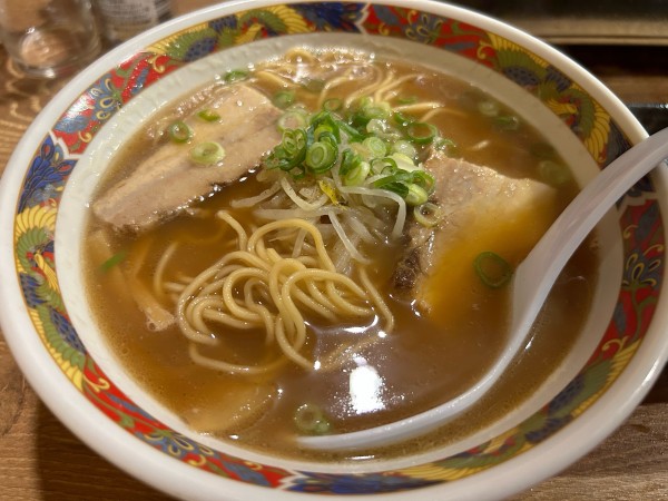 「中華そば」@焼肉酒場 蜂ヤの写真